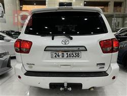 تويوتا سيكويا